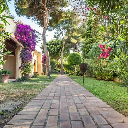 El Rodat Village Hotel 4*